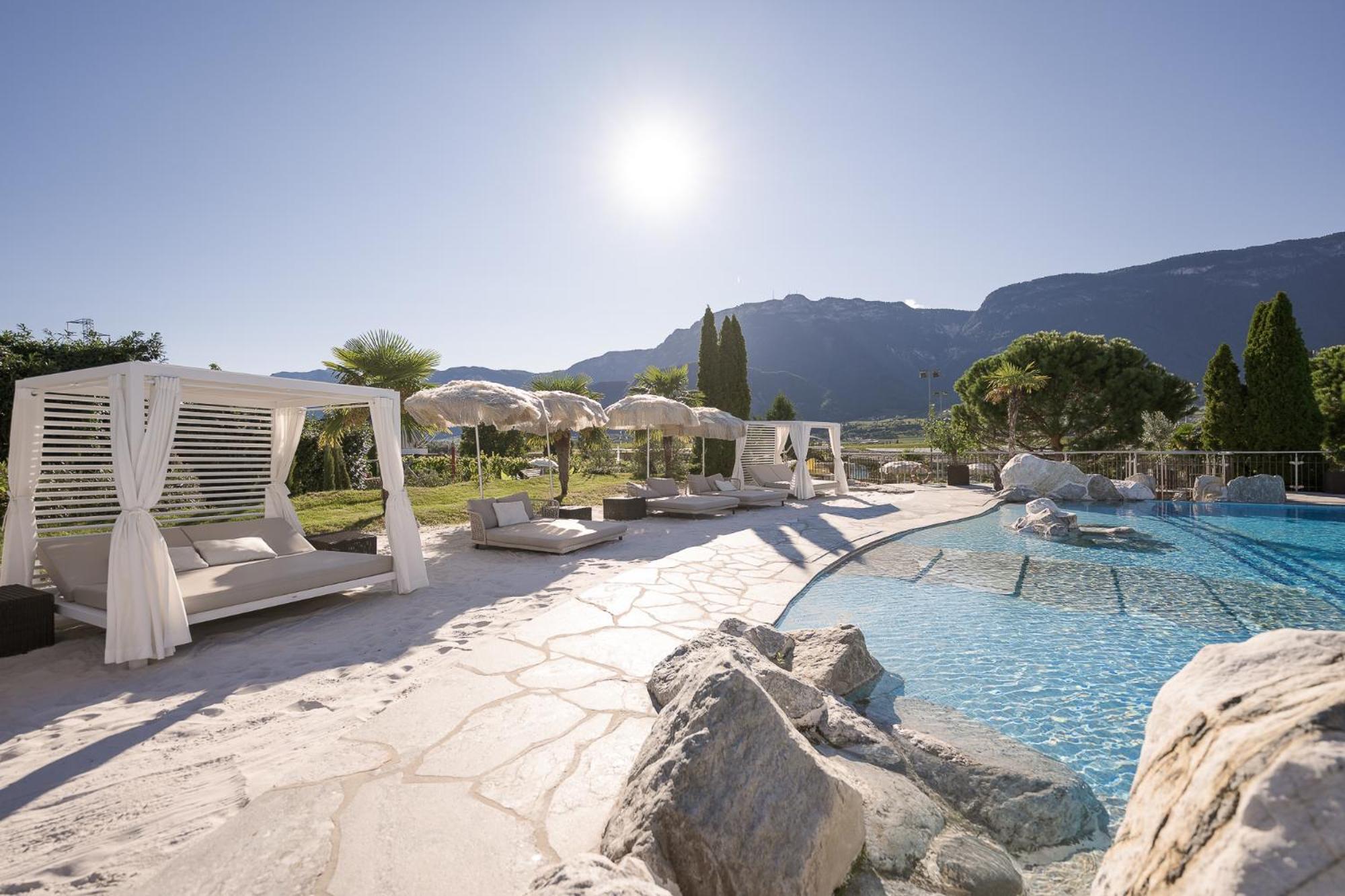 Weinegg Wellviva Resort Appiano Sulla Strada Del Vino Ngoại thất bức ảnh