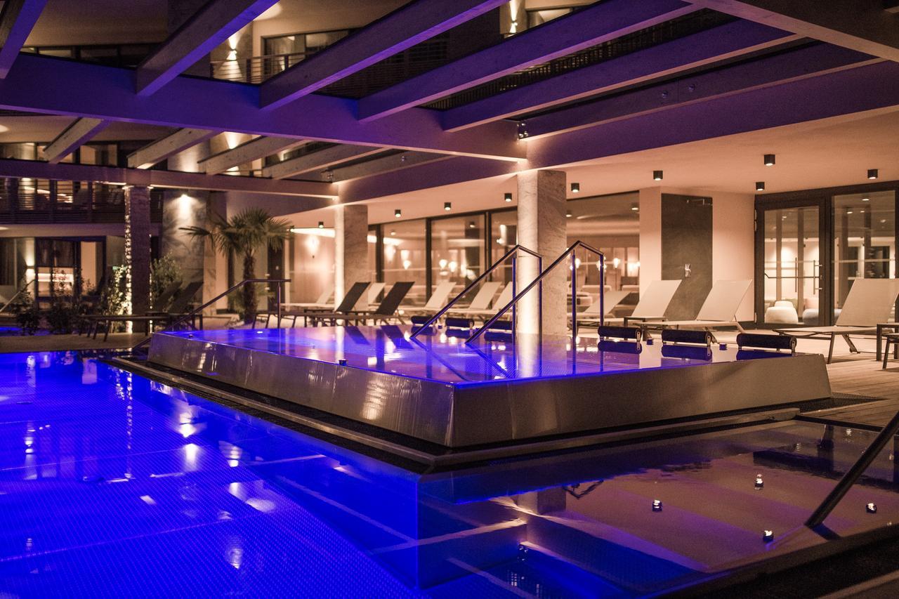 Weinegg Wellviva Resort Appiano Sulla Strada Del Vino Ngoại thất bức ảnh